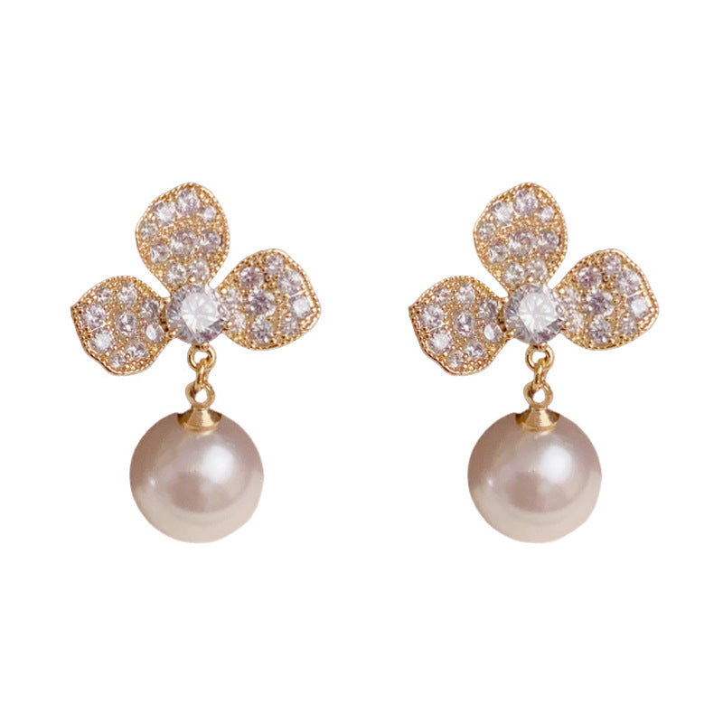 14K Gold Luxury 3-Leaf Flower & Pearl Drop Earrings – Elegant Design
