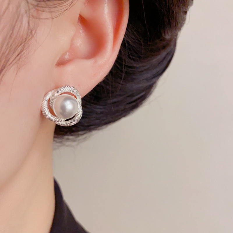 Eaioncol Vintage Metal Wrap Pearl Stud Earrings Gold