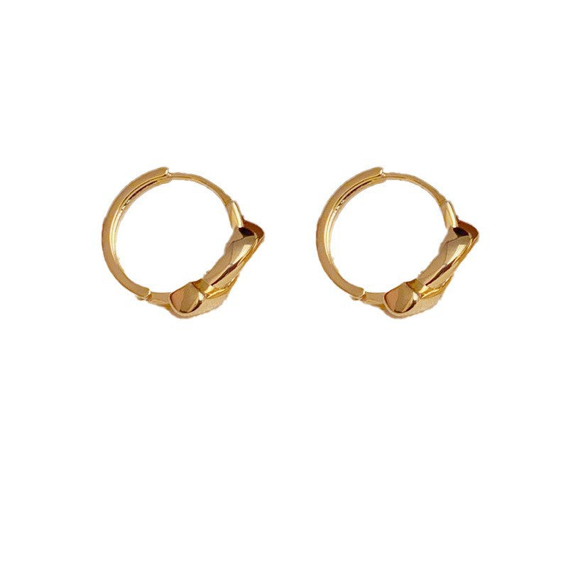 Luxury Metal Knotted Ear Cuff Earrings – Geometric Elegant Design