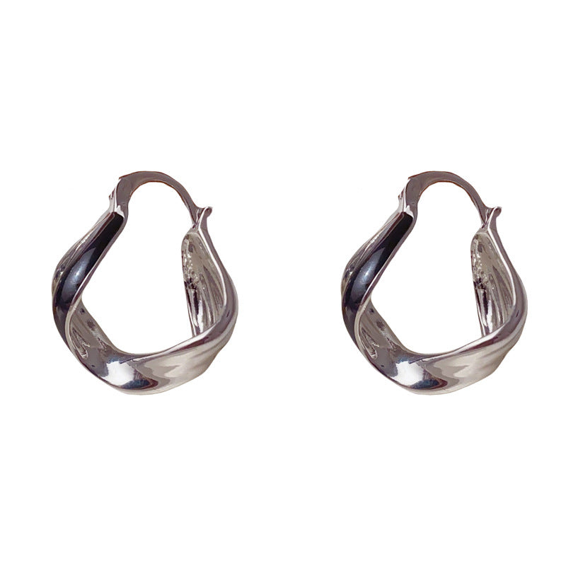Elegant Enamel Twisted Metal Ear Cuff Earrings – Geometric Design