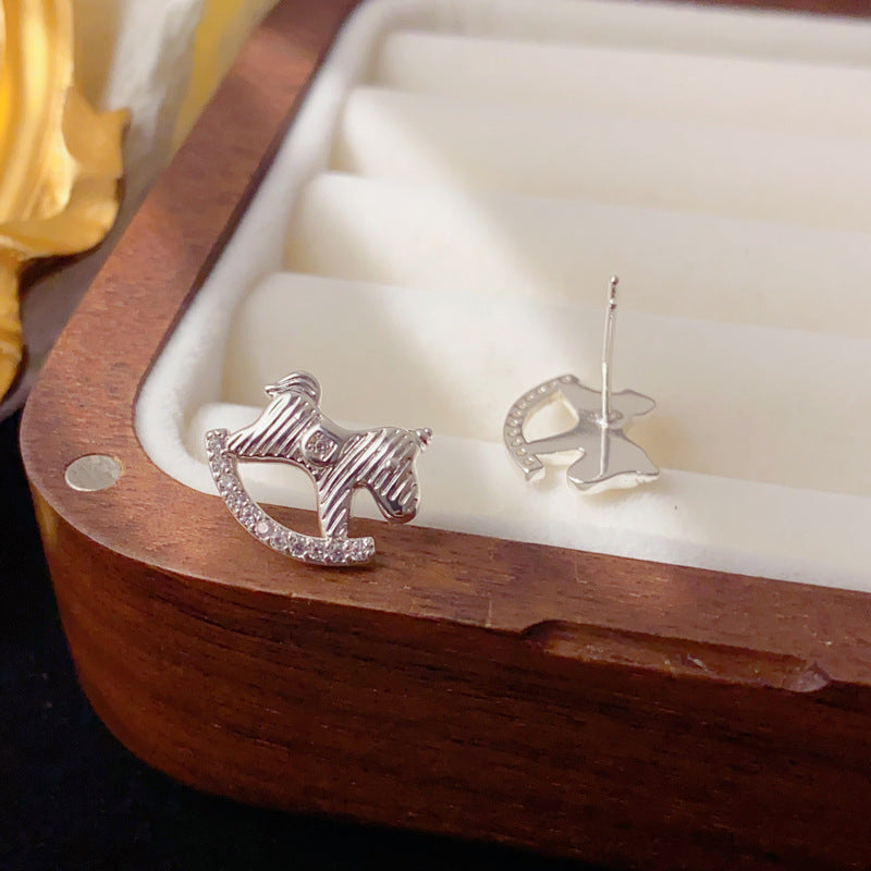 Luxury Zircon Metal Horse Stud Earrings – Animal Design