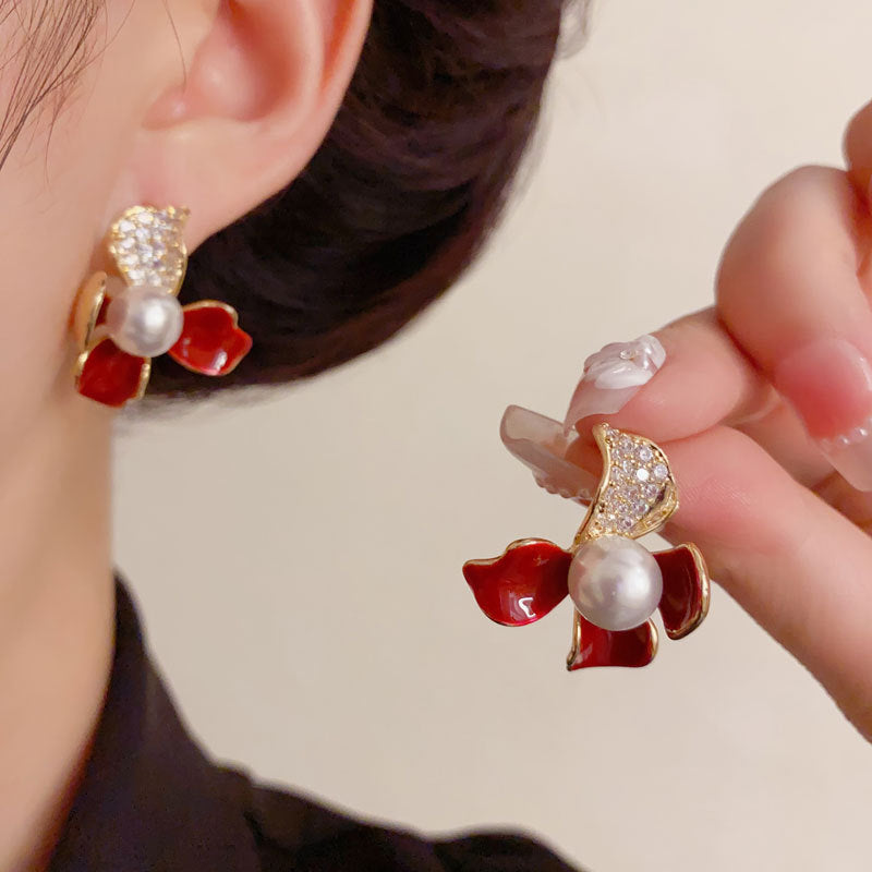 Elegant Zircon Enamel Pearl Petal Stud Earrings – Floral Design