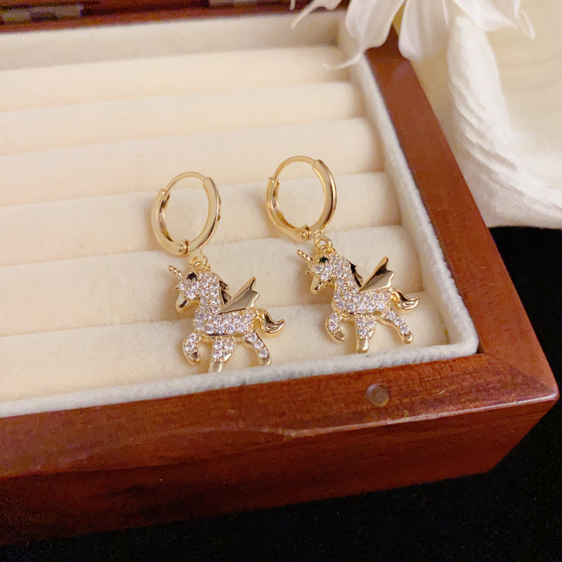 Luxury Full-Zircon Unicorn Ear Cuff Earrings – Elegant Design