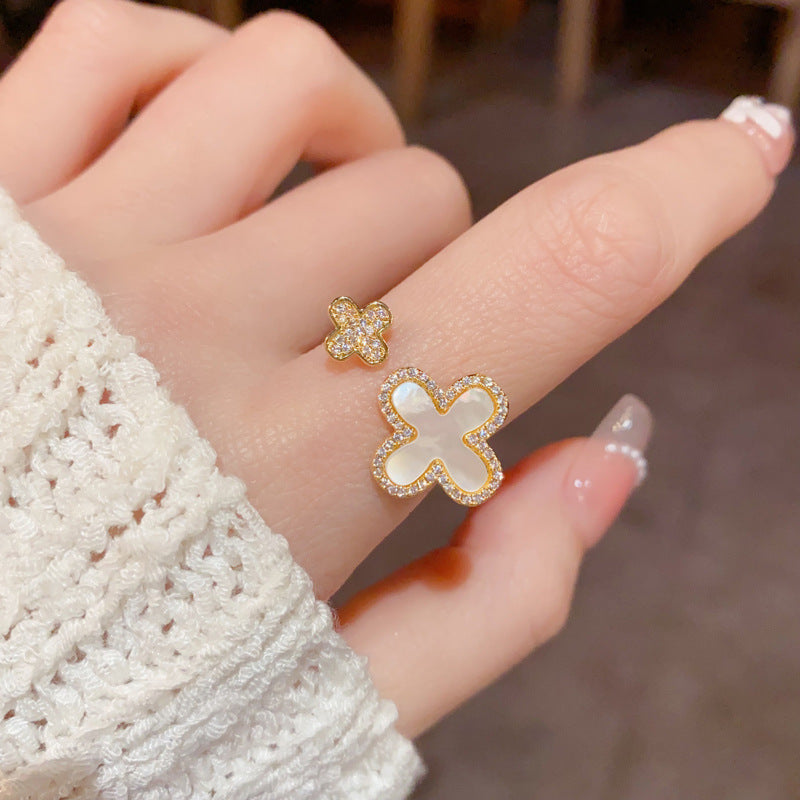 14K Gold-Plated Zircon Shell Four-Leaf Flower Open Ring-Elegant Design