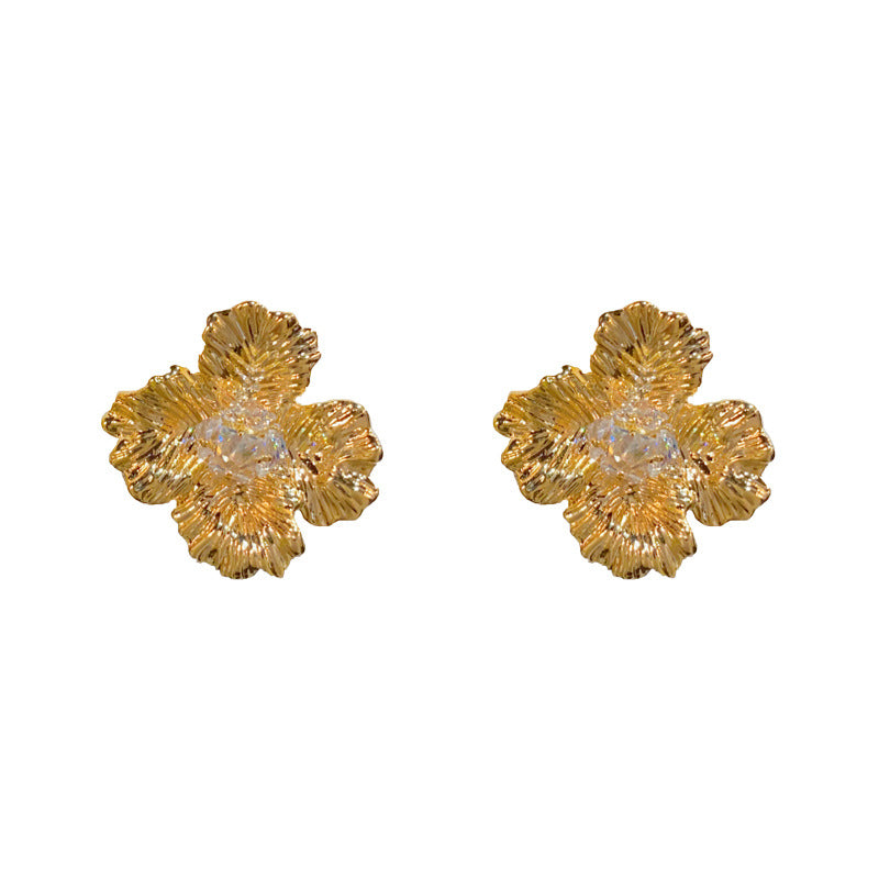 14K Gold-Plated Metal Petal Stud Earrings - Elegant Floral Design