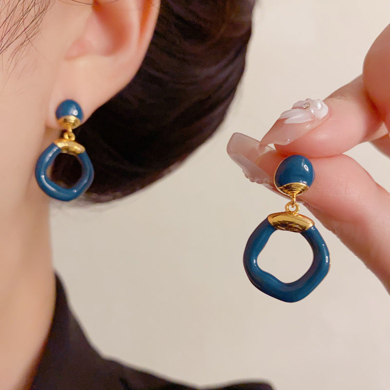 Luxury Irregular Open Circle Drop Earrings – Elegant Design