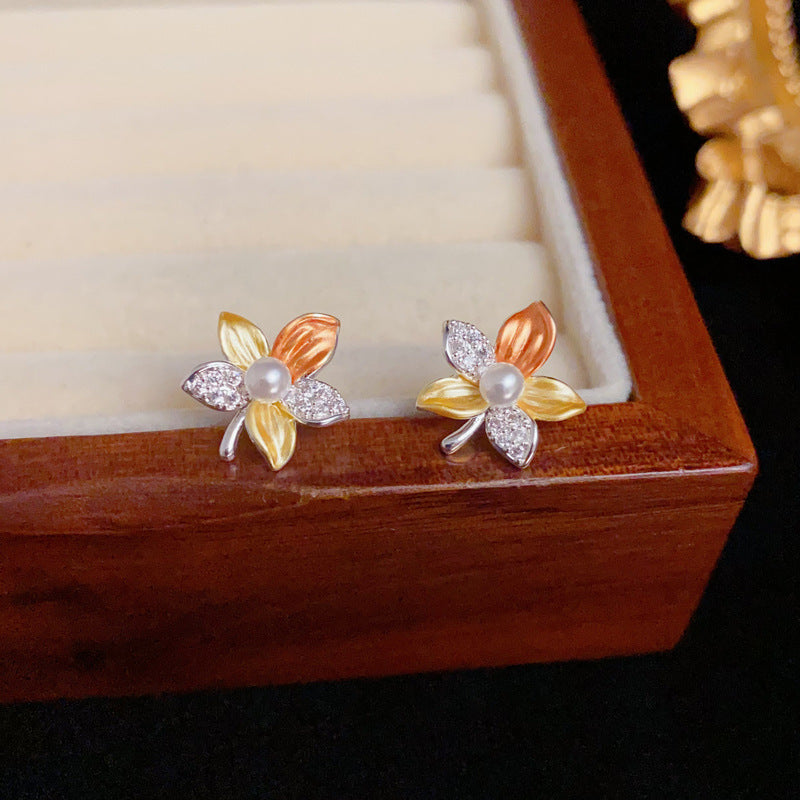 Elegant Zircon Colorblock Maple Leaf Stud Earrings – Floral Design