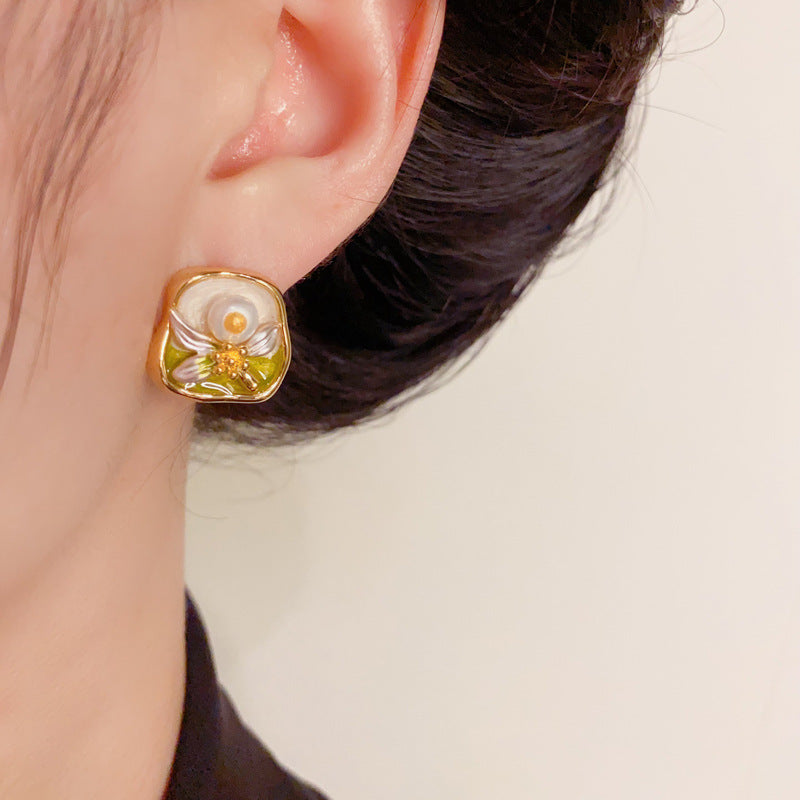 Luxury Green Petal & Pearl Square Stud Gold Earrings – Floral Design