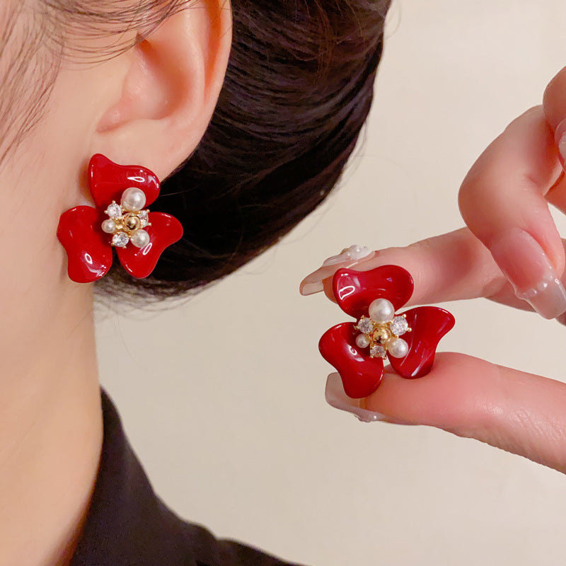 Luxury Enamel Pearl Petal Stud Earrings – Elegant Floral Design