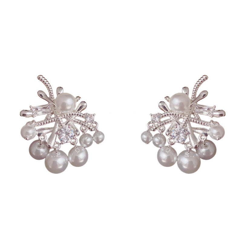 Elegant Zircon & Irregular Pearl Drop Earrings – Geometric Design