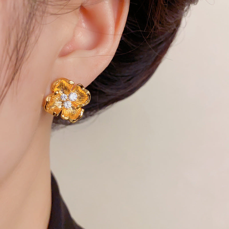 Elegant Zircon Irregular Petal Stud Earrings – Retro Palace-Style