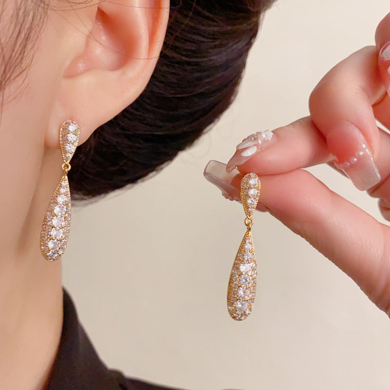 Elegant Full-Zircon Teardrop Tassel Drop Earrings – Long Fringe Design