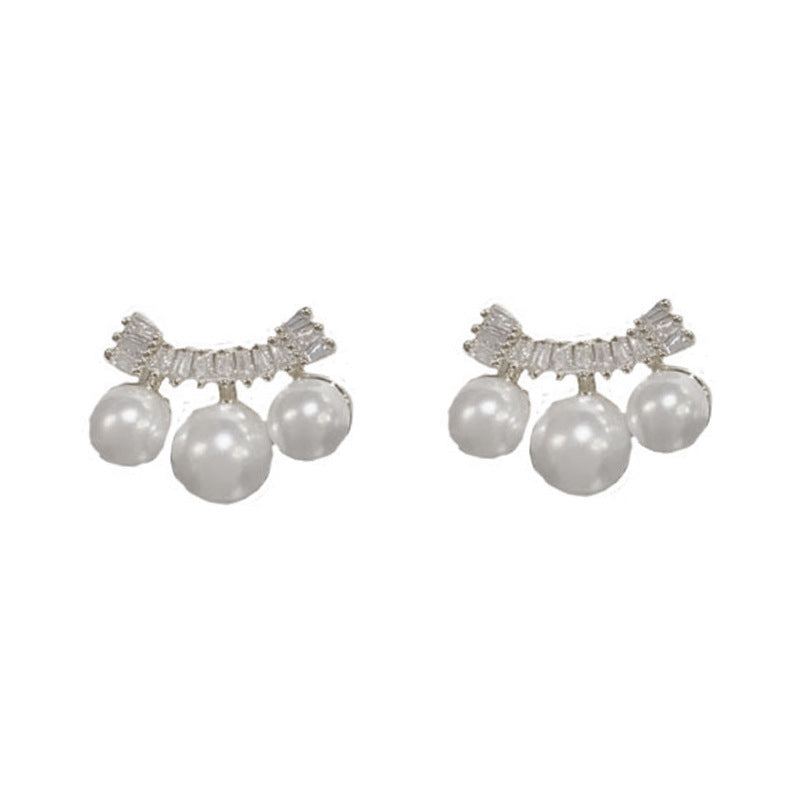 Elegant Zircon Bar Pearl Stud Earrings – Minimalist Geometric Design
