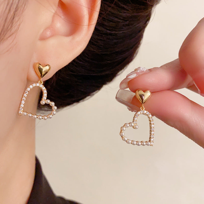 Elegant Zircon Pearl Heart Drop Earrings – French Romantic Design