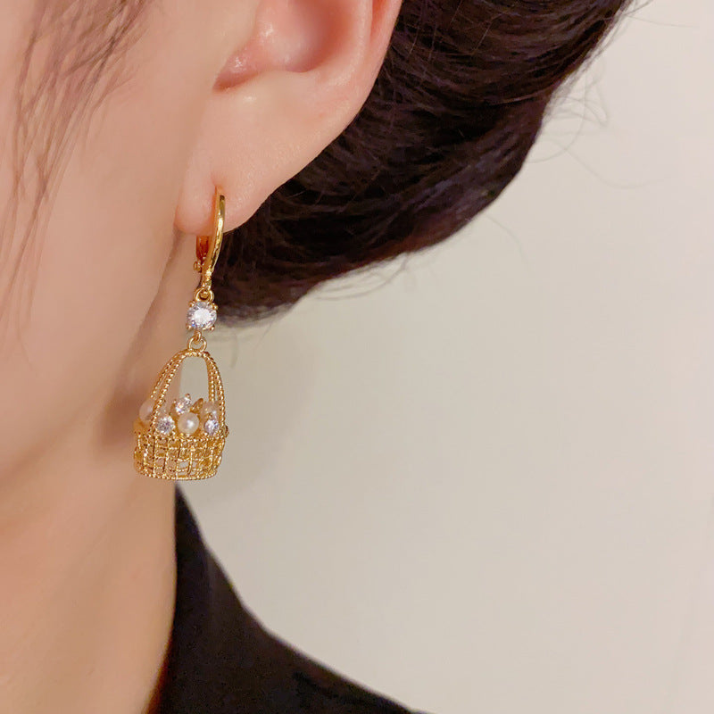 Luxury Woven Basket Zircon & Pearl Drop Earrings – Elegant Design