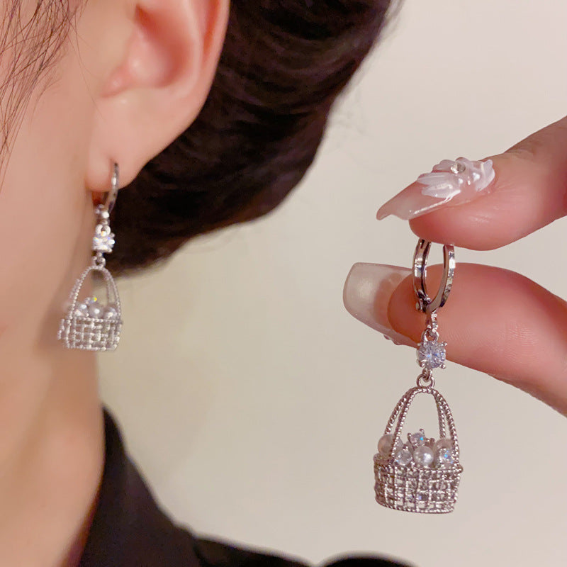 Luxury Woven Basket Zircon & Pearl Drop Earrings – Elegant Design