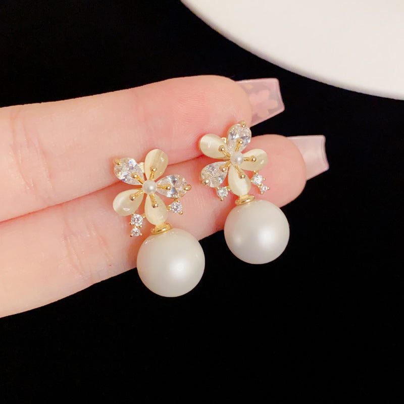 Eaioncol Floral Petal Pearl Stud Earrings Gold