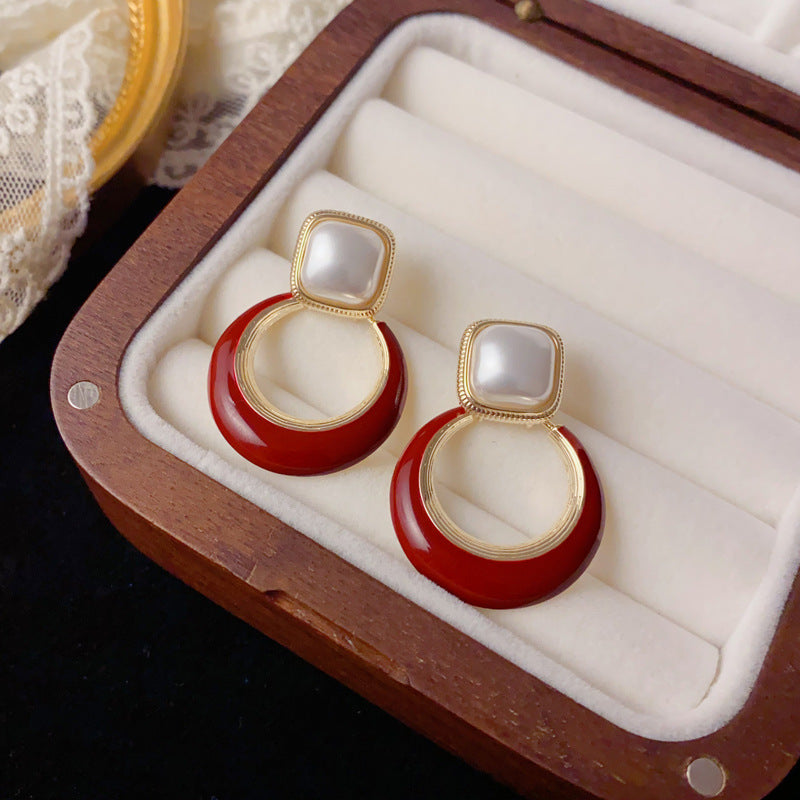 Luxury Square Pearl Red Circle Drop Earrings – Geometric Design
