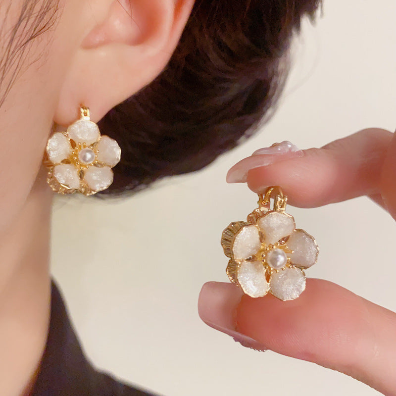 14K Gold Minimalist Dual-Color Enamel Petal Earrings – Floral Design