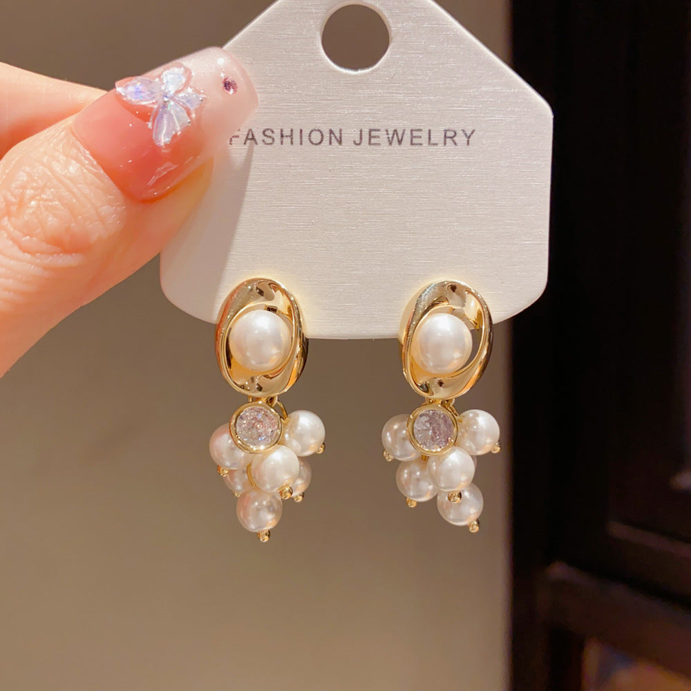 Eaioncol Geometric Pearl Tassel Drop Earrings Gold