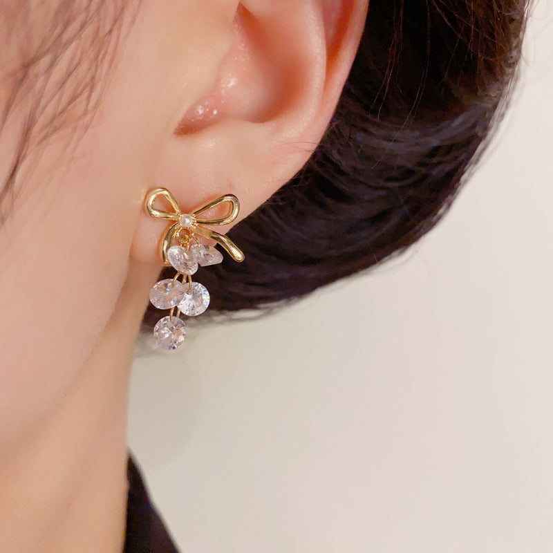 Luxury Metal Bow & Crystal Grape Drop Earrings – Elegant Design