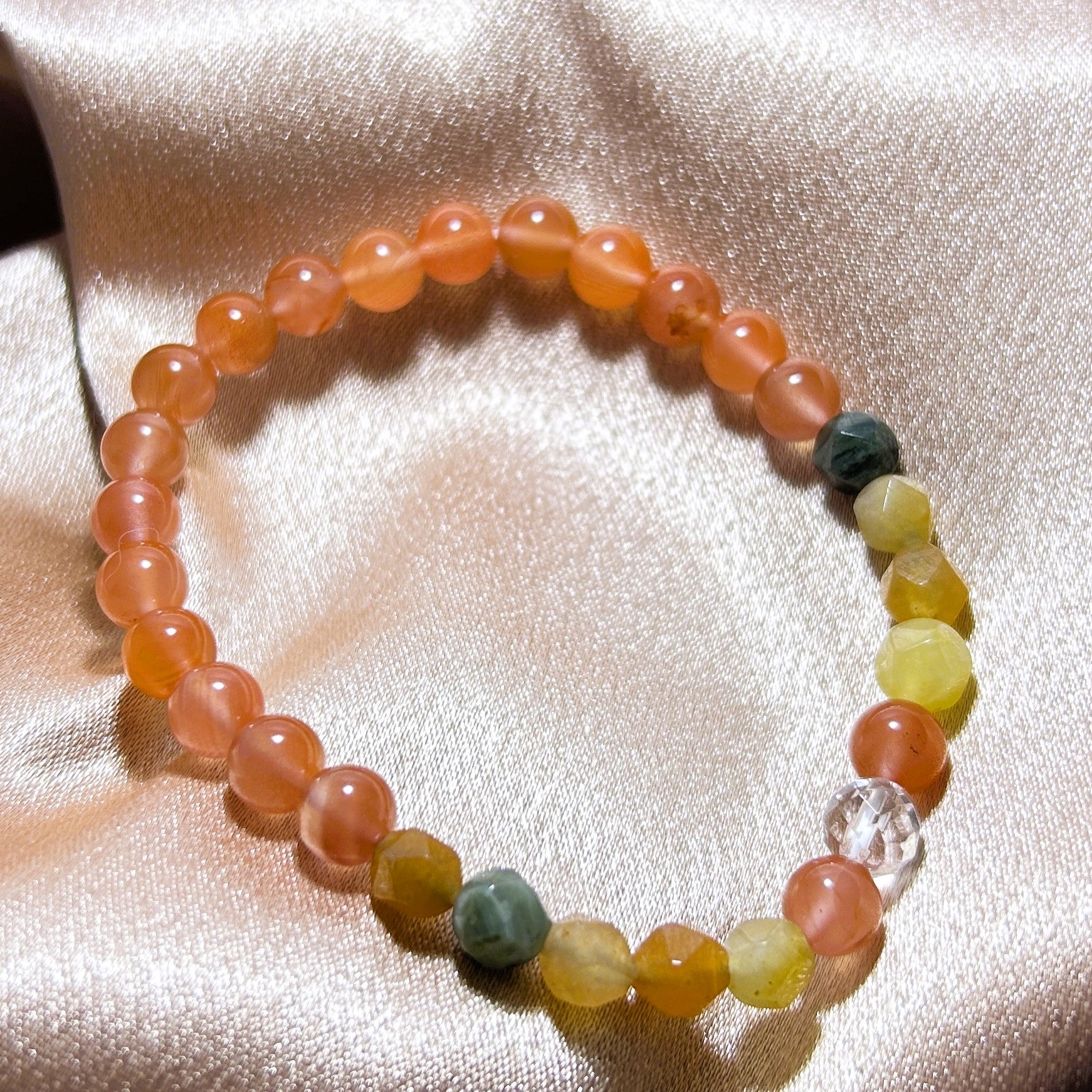 Southern red agate:Crystal healing bracelet